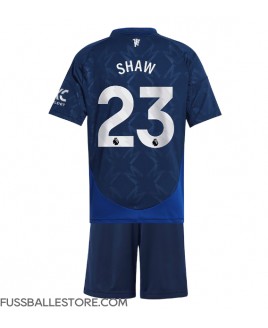 Günstige Manchester United Luke Shaw #23 Auswärts Trikotsatzt Kinder 2024-25 Kurzarm (+ Kurze Hosen)